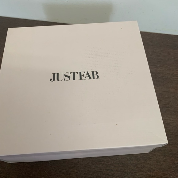 Dana Wedge-heel Boot - Picture 5 of 6